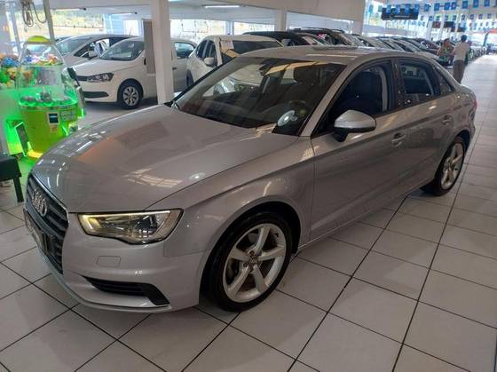 AUDI A3 1.4 TFSI SEDAN ATTRACTION 16V GASOLINA 4P S-TRONIC